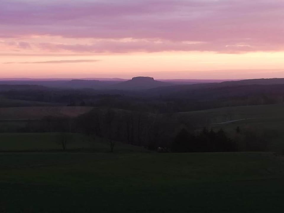 Surroundings [summer] (1-5 km)