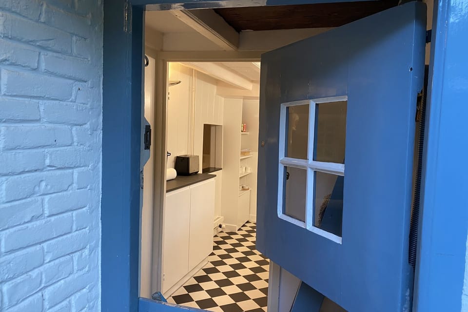Entrance / Reception