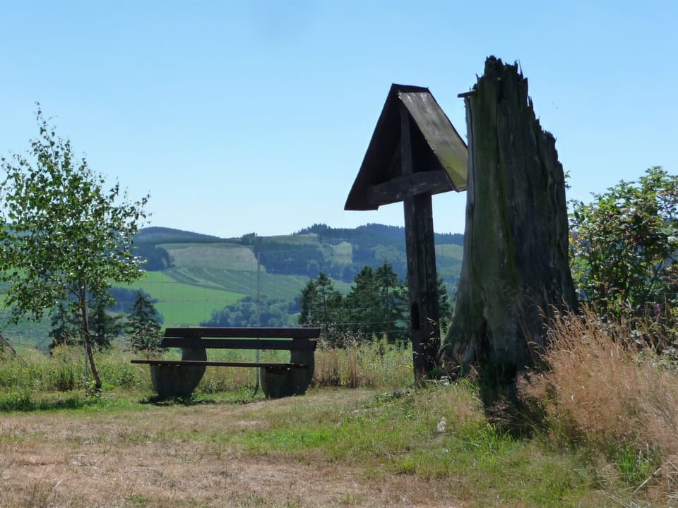Surroundings [summer] (1-5 km)