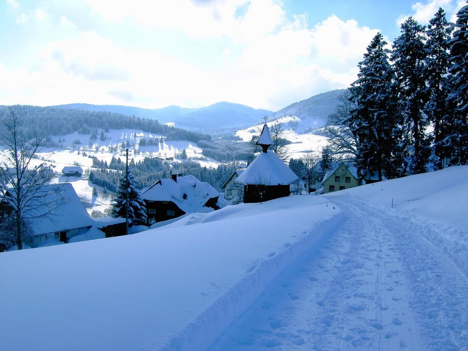 Surroundings [winter] (1-5 km)