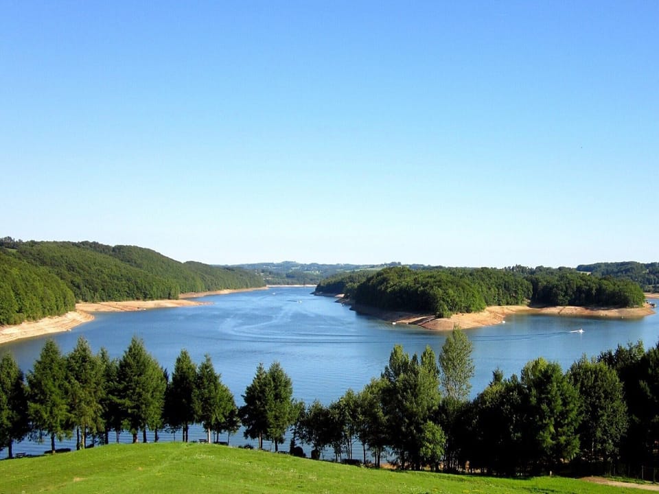 Region [summer] (>5 km)