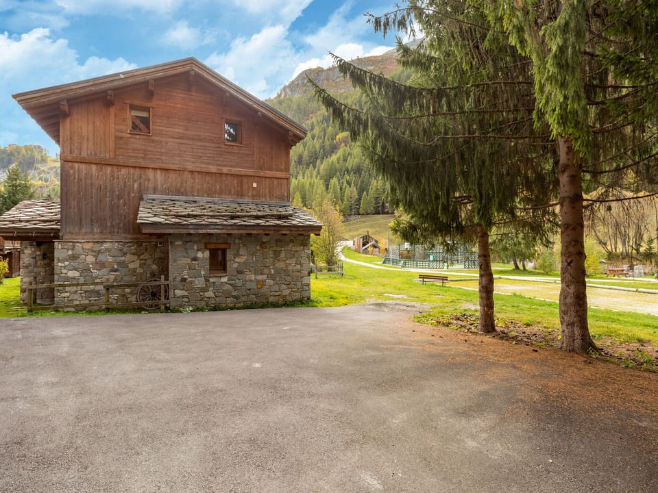 Holiday Home Exterior [summer]