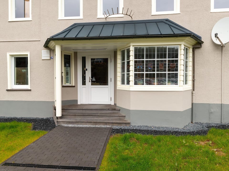 Entrance / Reception