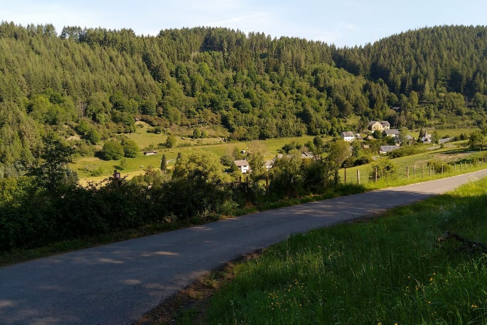 Immediate Surroundings [summer] (<1 km)