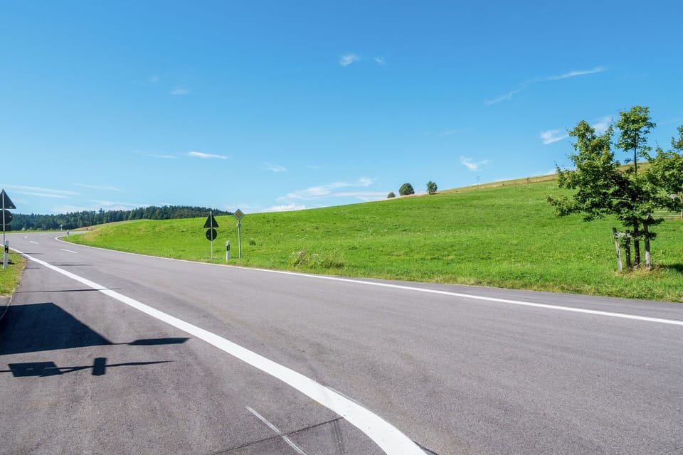 Surroundings [summer] (1-5 km)