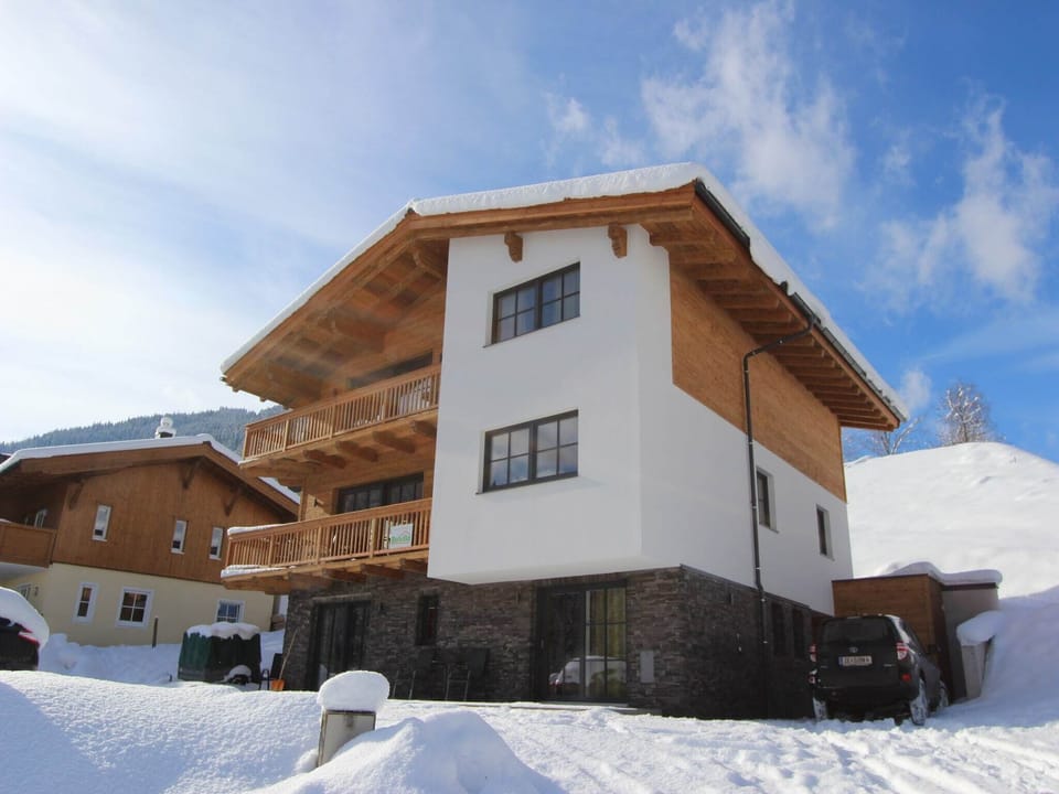 Holiday Home Exterior [winter]