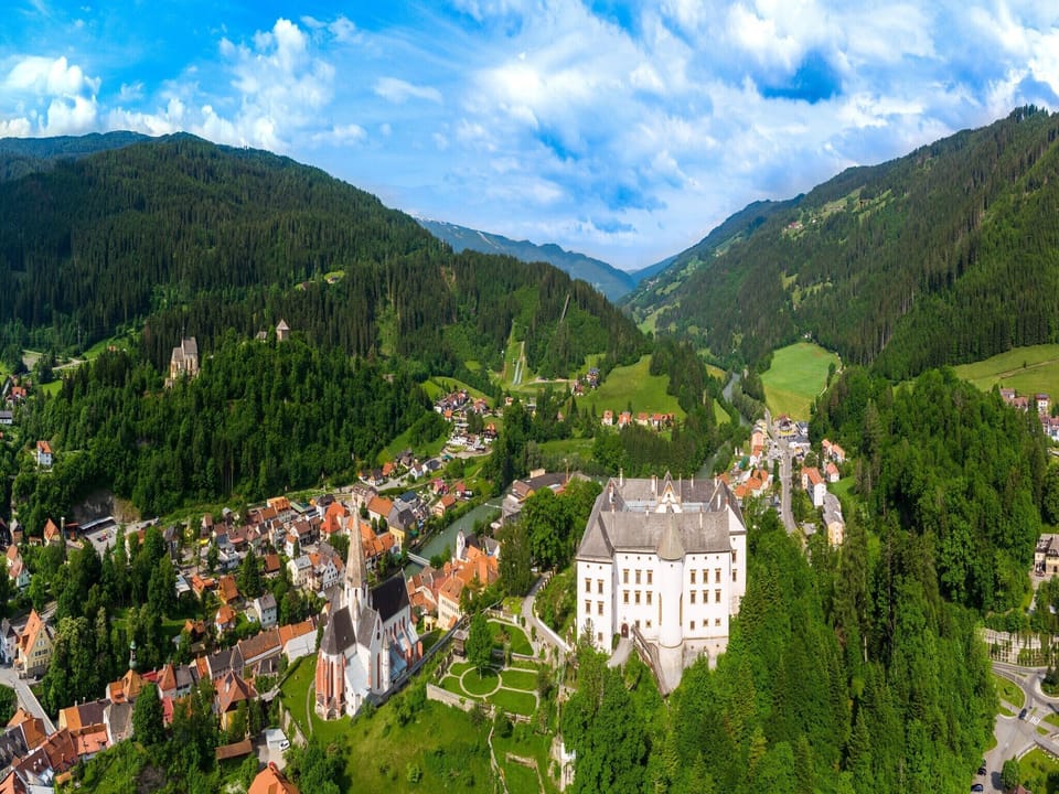 Region [summer] (>5 km)