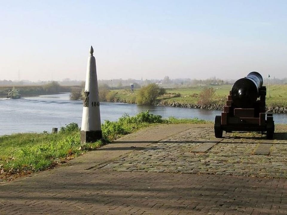 Surroundings [summer] (1-5 km)