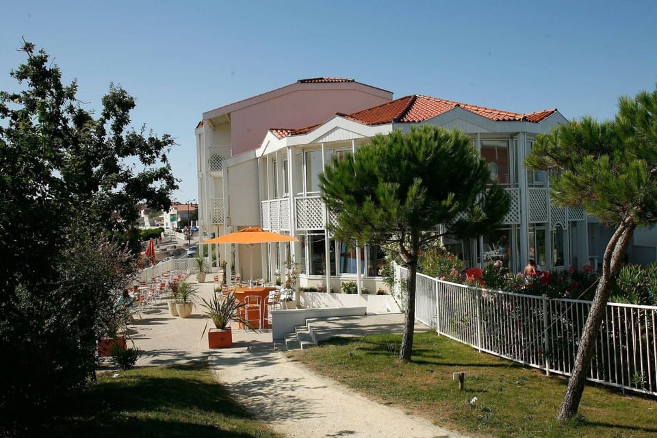 Holiday Home Exterior [summer]
