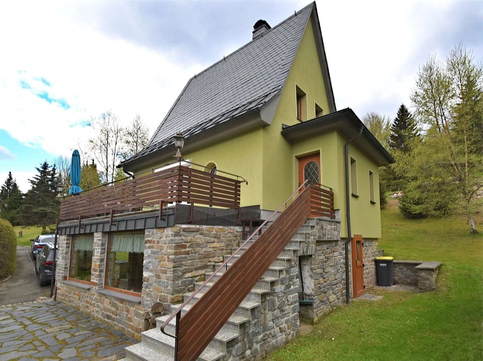 Holiday Home Exterior [summer]