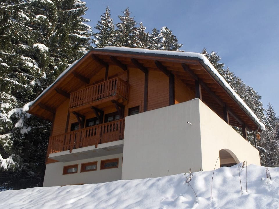 Holiday Home Exterior [winter]