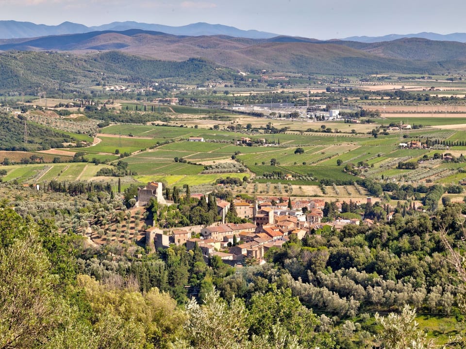 Surroundings [summer] (1-5 km)
