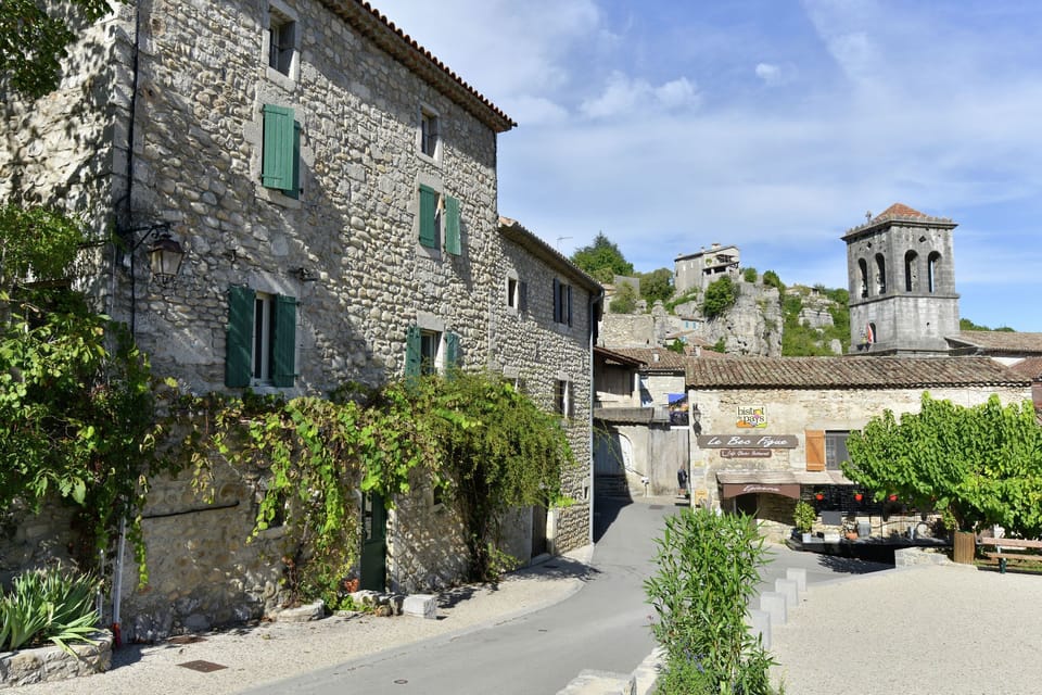 Surroundings [summer] (1-5 km)