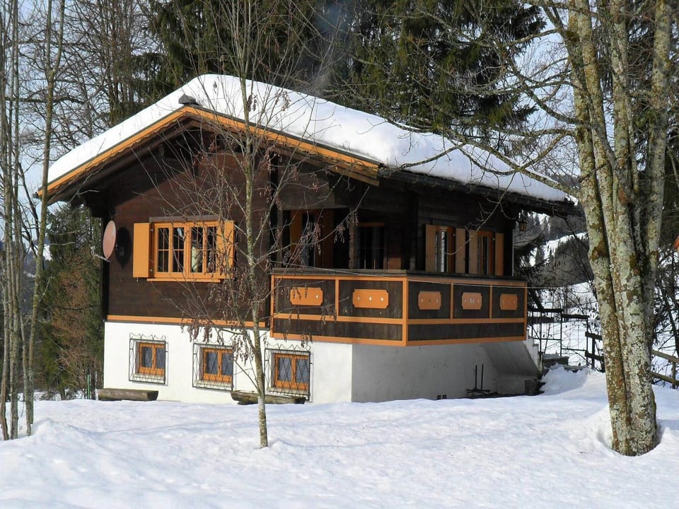 Holiday Home Exterior [winter]