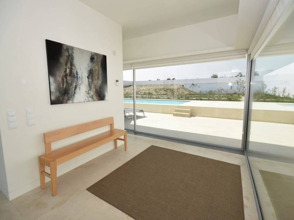 Entrance / Reception