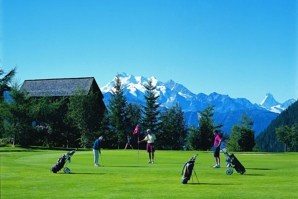 Region [summer] (>5 km)