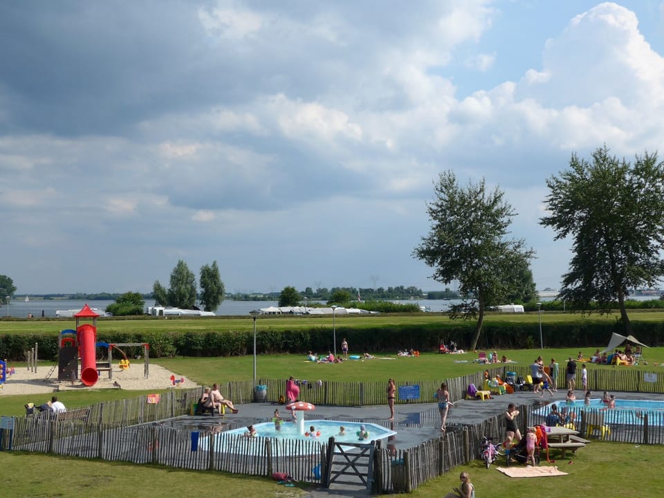 Holiday Home Swimming Pool