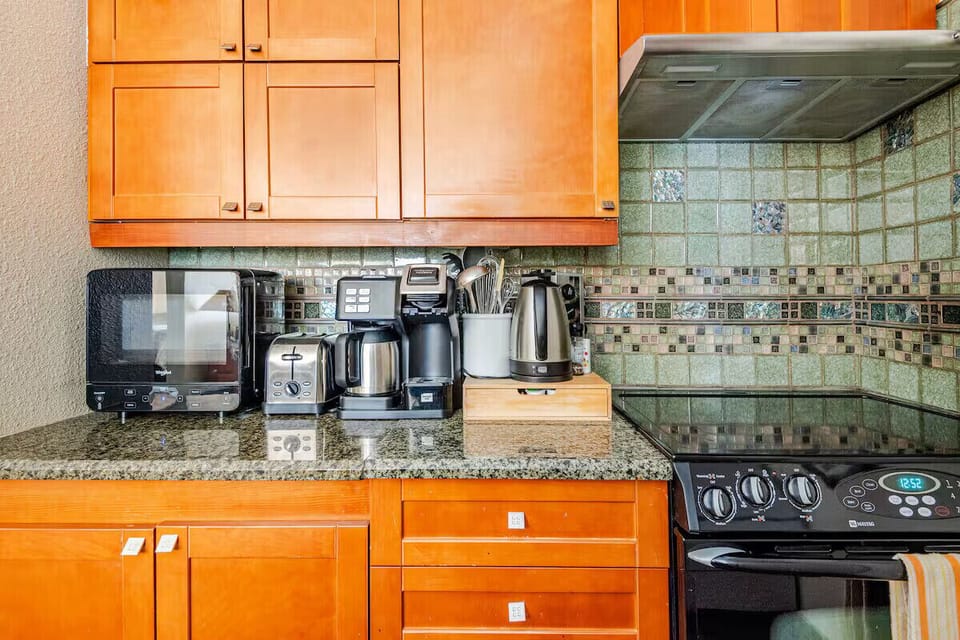 Fully Stocked Kitchen