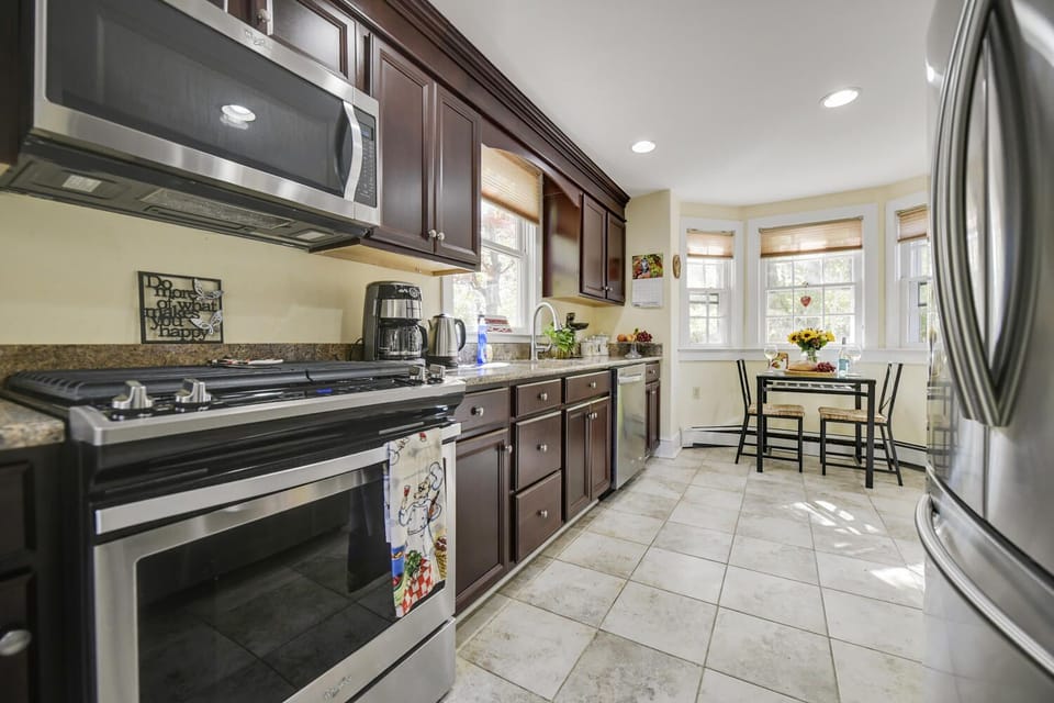 Large Kitchen Area