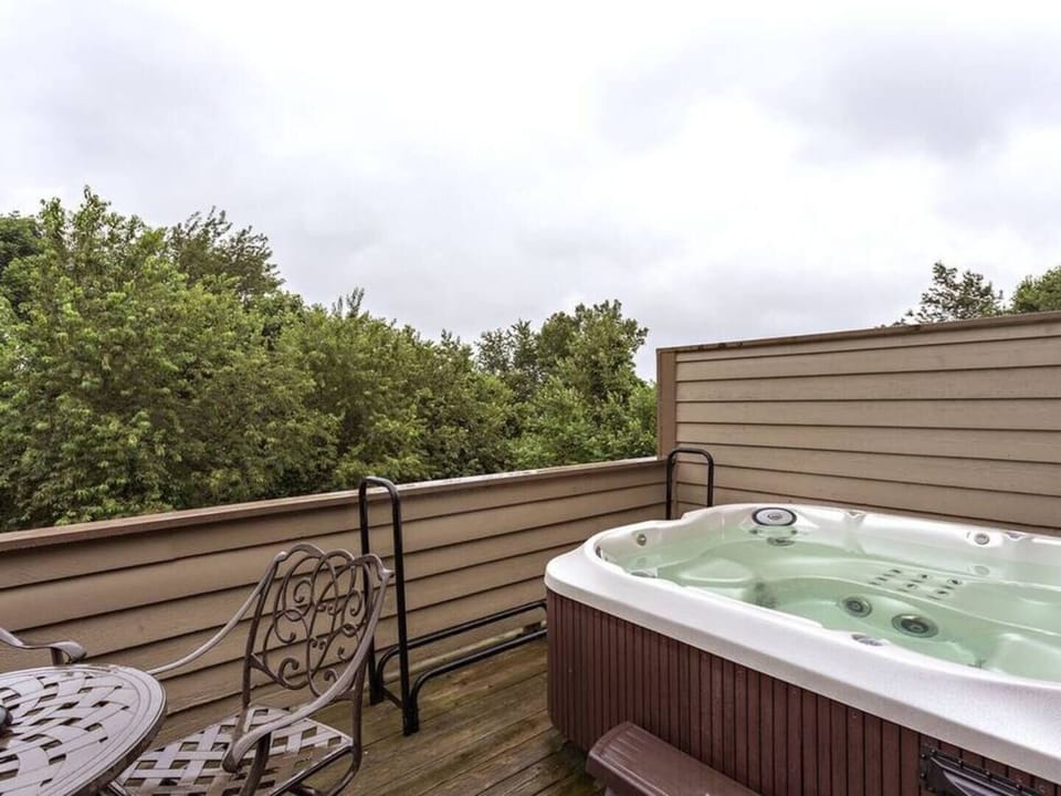 Private Hot Tub on Back Deck - Professionally Maintained