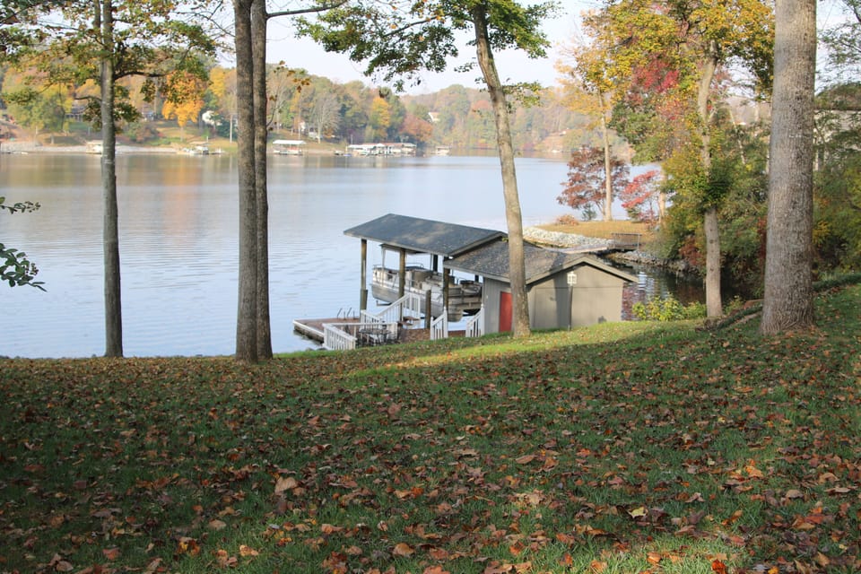 Wide water views of the main channel. 