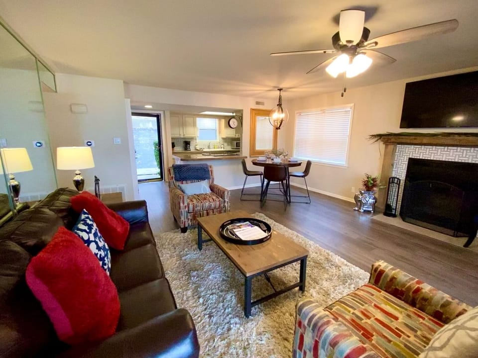 More than 4 of you? No problem. We have a sofa bed for two extra guests!