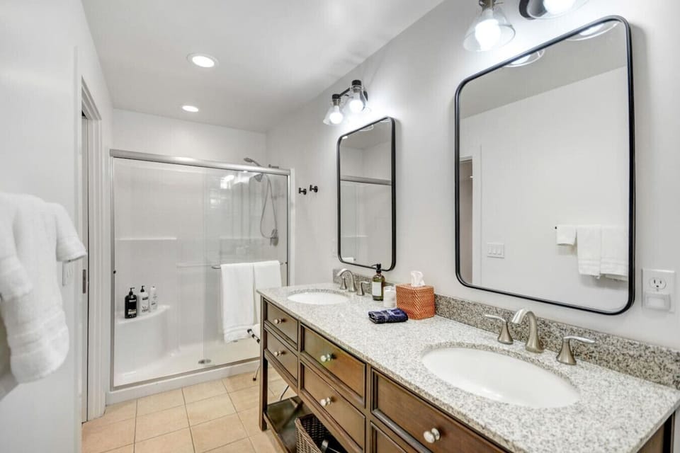 En Suite Bathroom 2