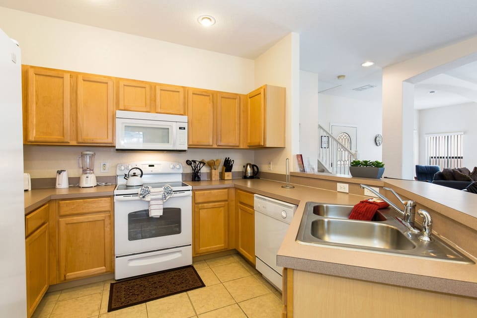 A fully-equipped kitchen