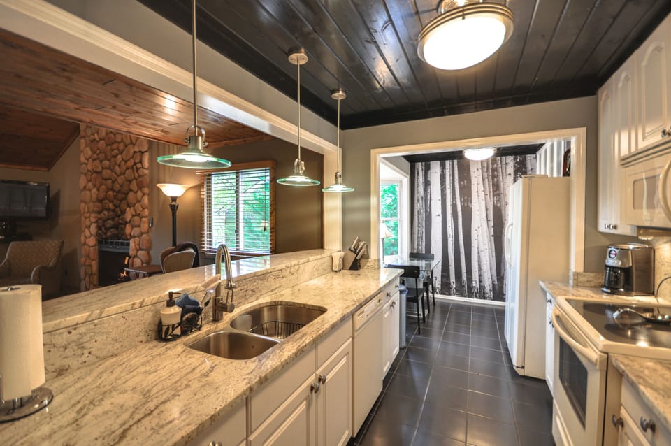 Kitchen comes with cooking wear, utensils, wine frige 