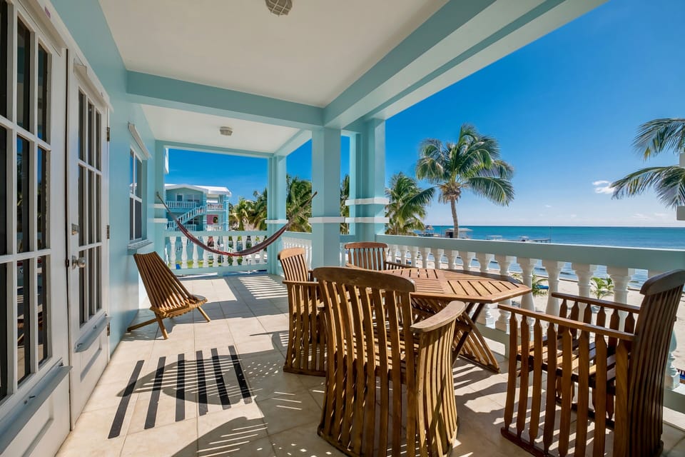 Large covered balcony/veranda for relaxing & dining with a fabulous view!