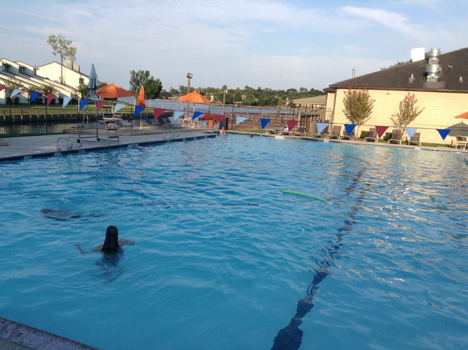 Club Pool