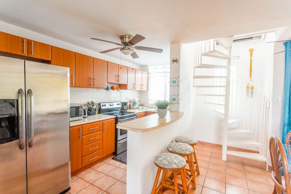Fully equipped kitchen