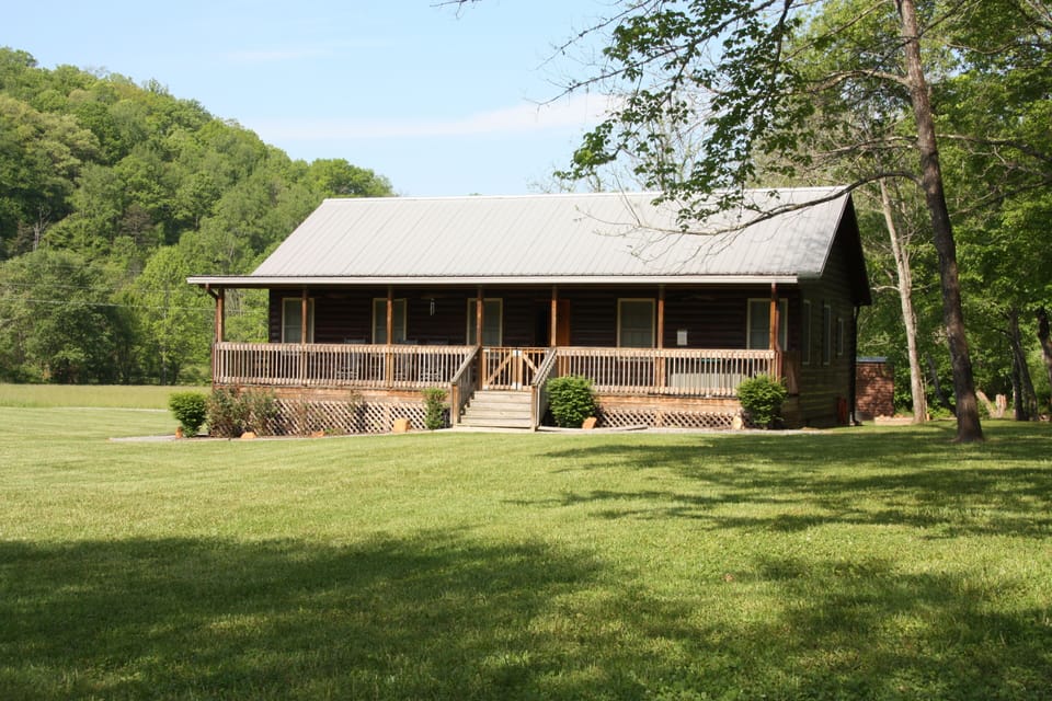 Huge 1 1/2 acre yard to enjoy.