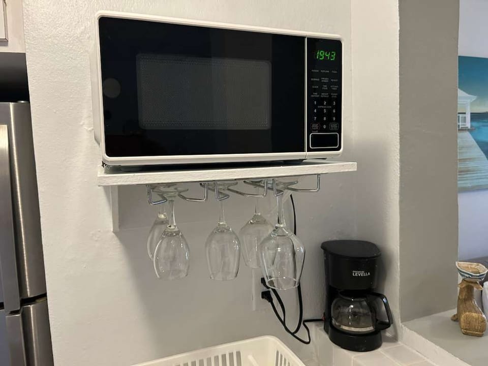 Microwave and Coffee Machine