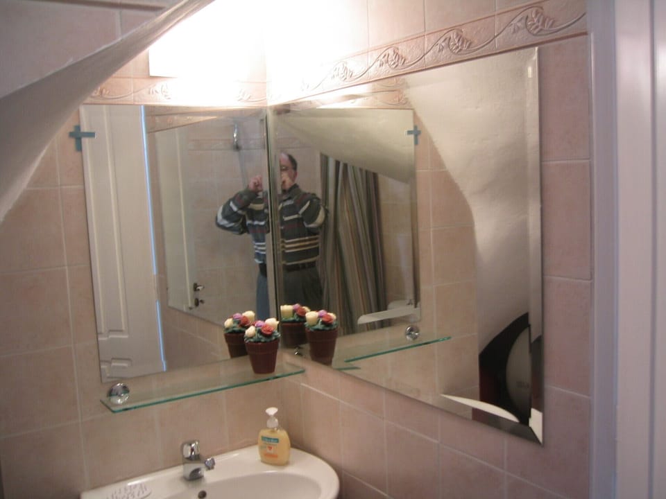 Lower Level Bathroom & Laundry Room