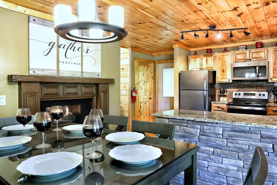 Cook, gather, and share—meals taste better in the mountains