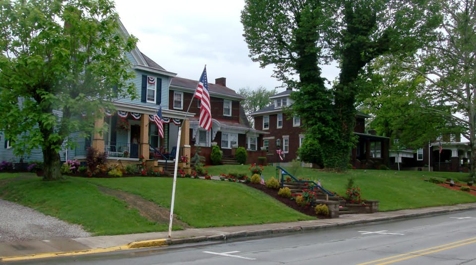 View from across the street on Broad Avenue.