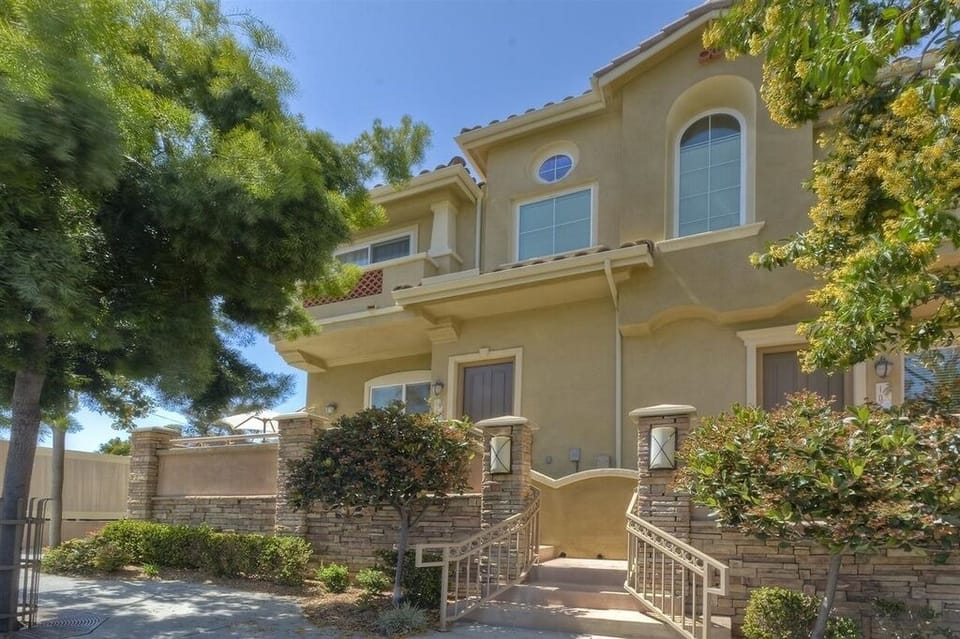 Great location on corner  making it extra bright!