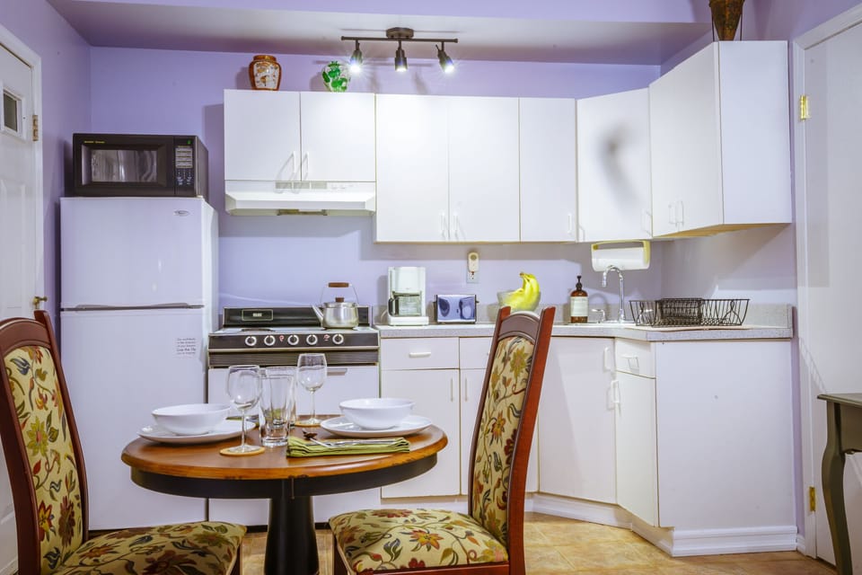 Studio Kitchen