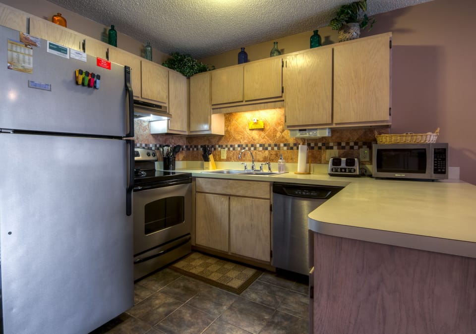 Kitchen will all needed amenities and appliances. 