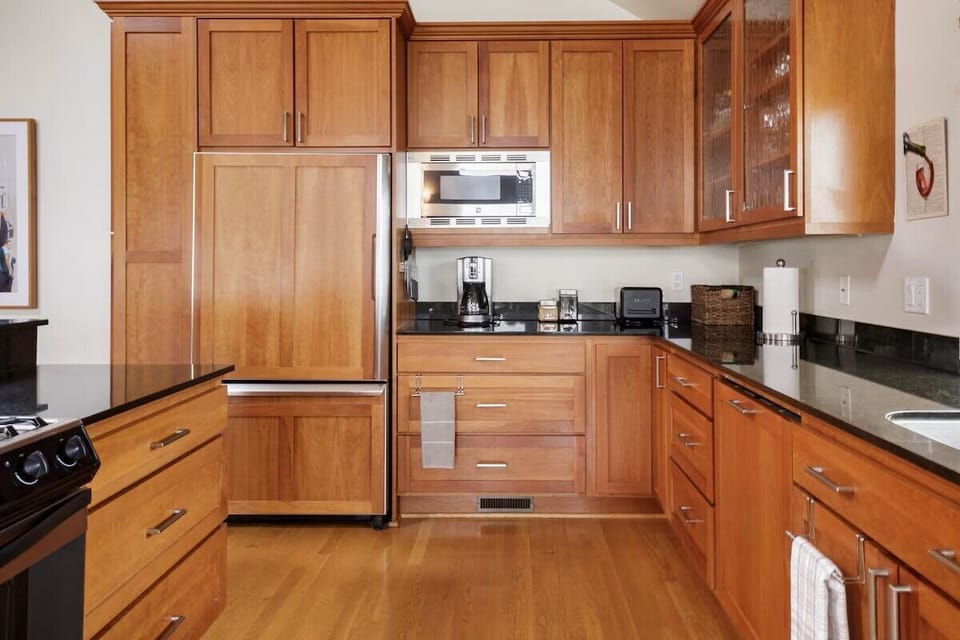 This kitchen is a cook's dream!