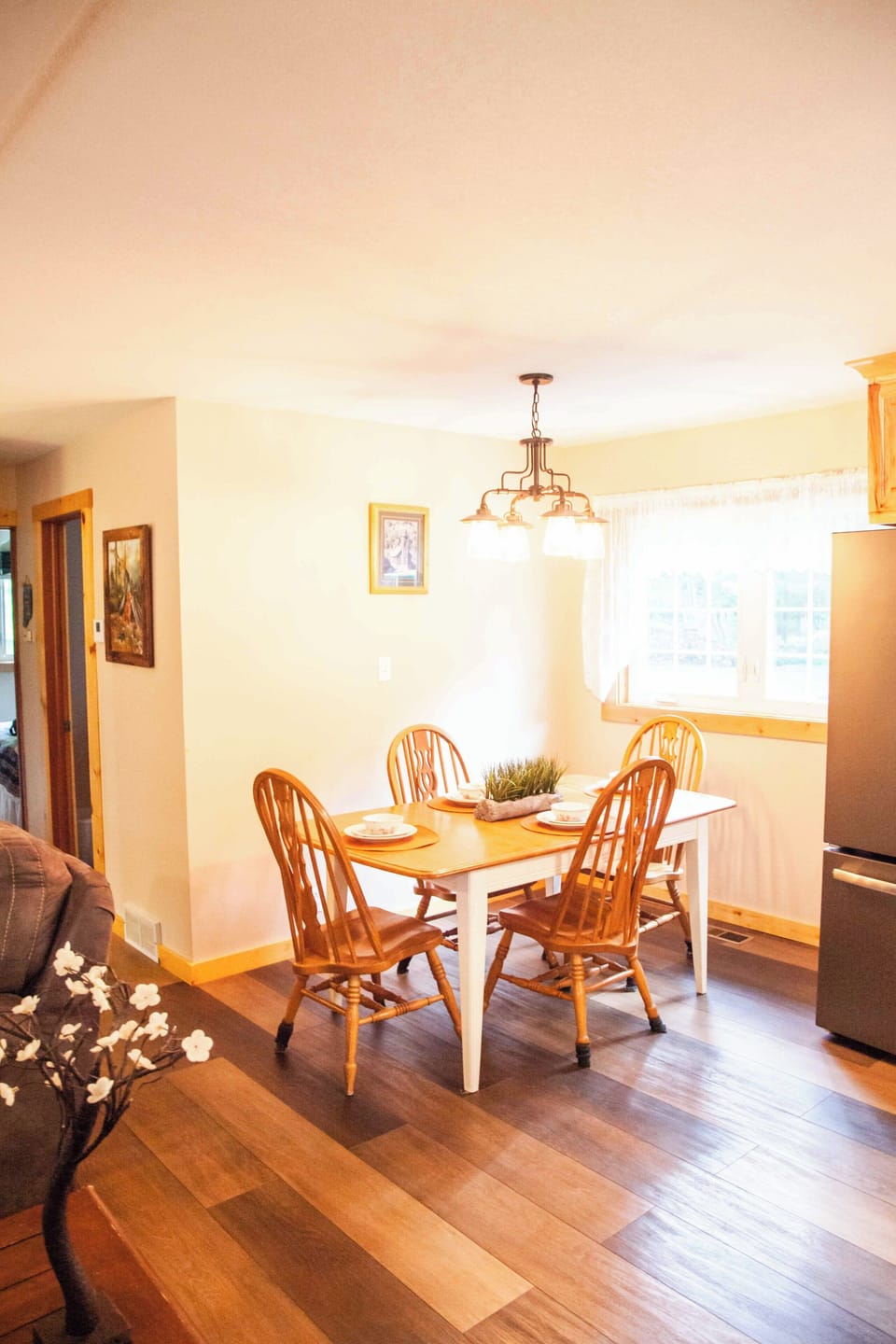 table for up to 6 guests and another table downstairs.