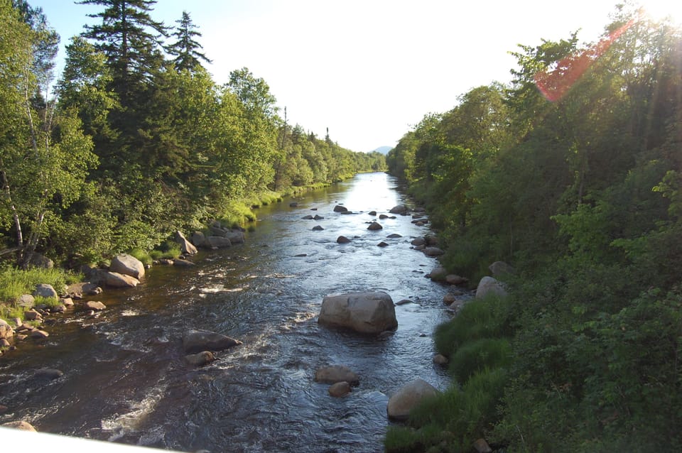 Ammonoosuc River running through town of Carroll
