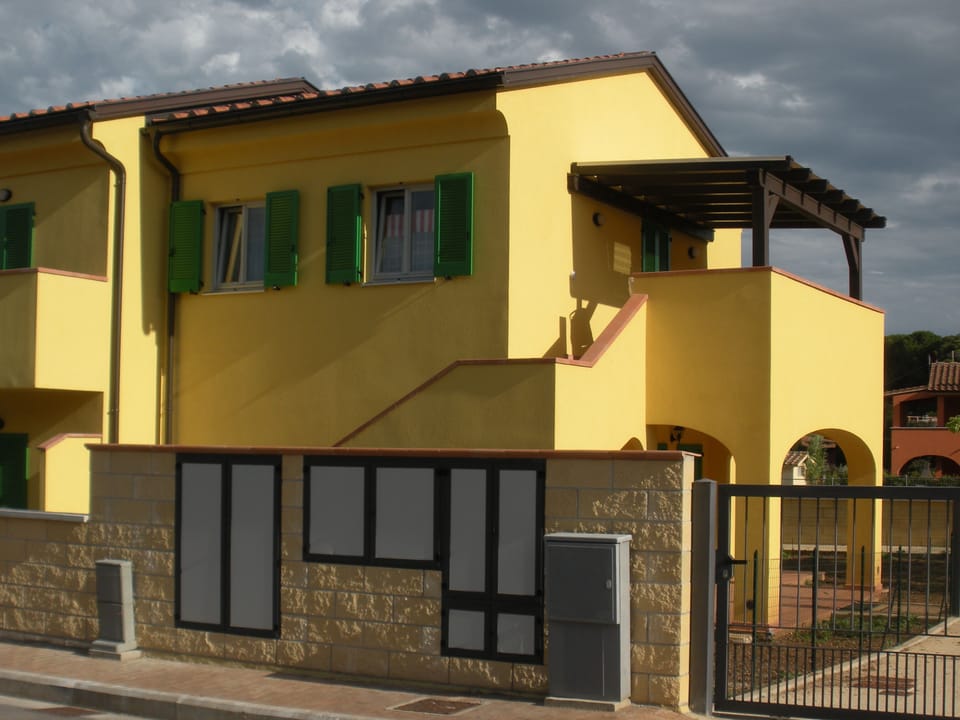 1st floor: Elban Breeze