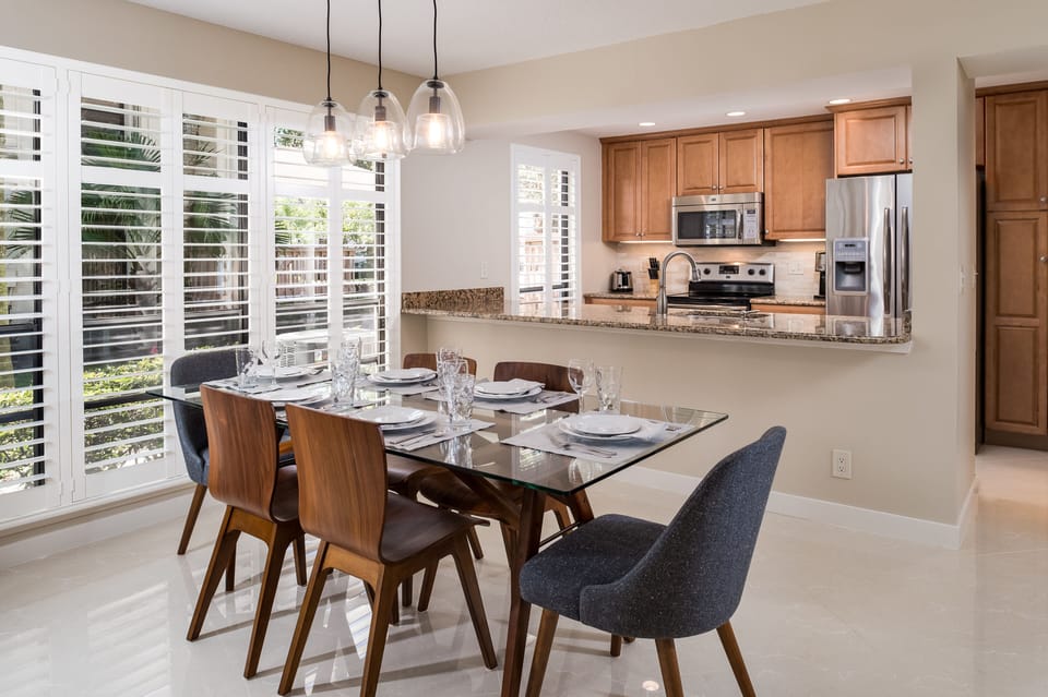 Open kitchen floor plan