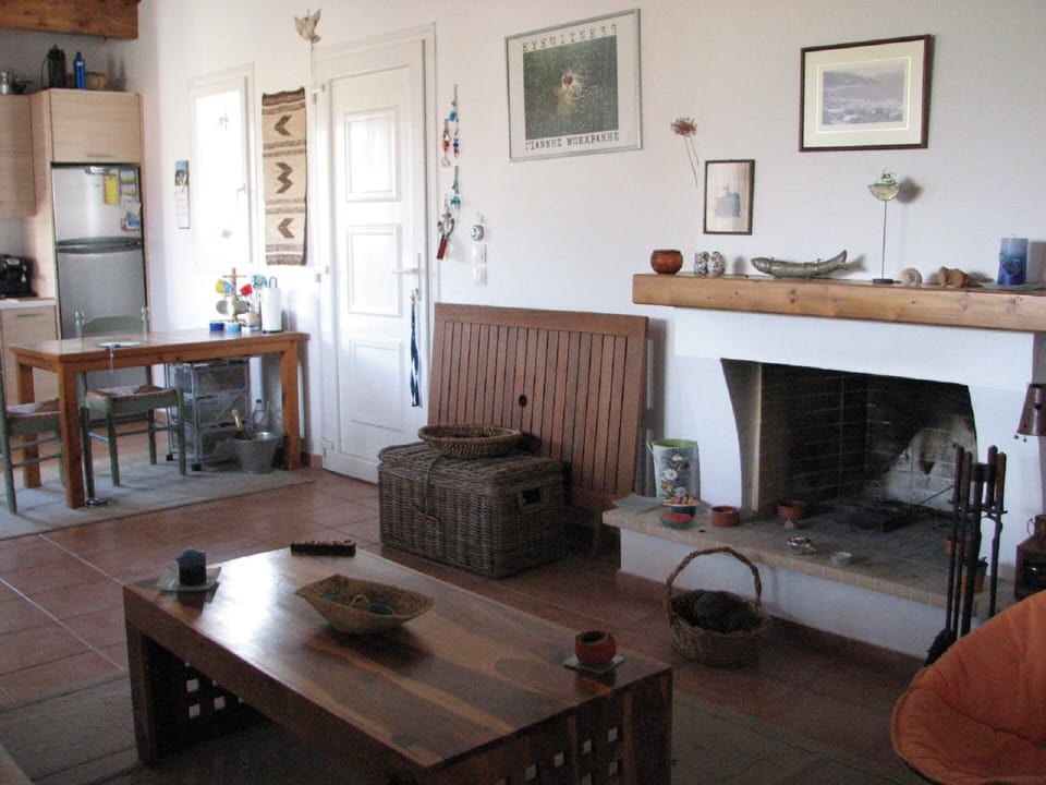 Living room, kitchen