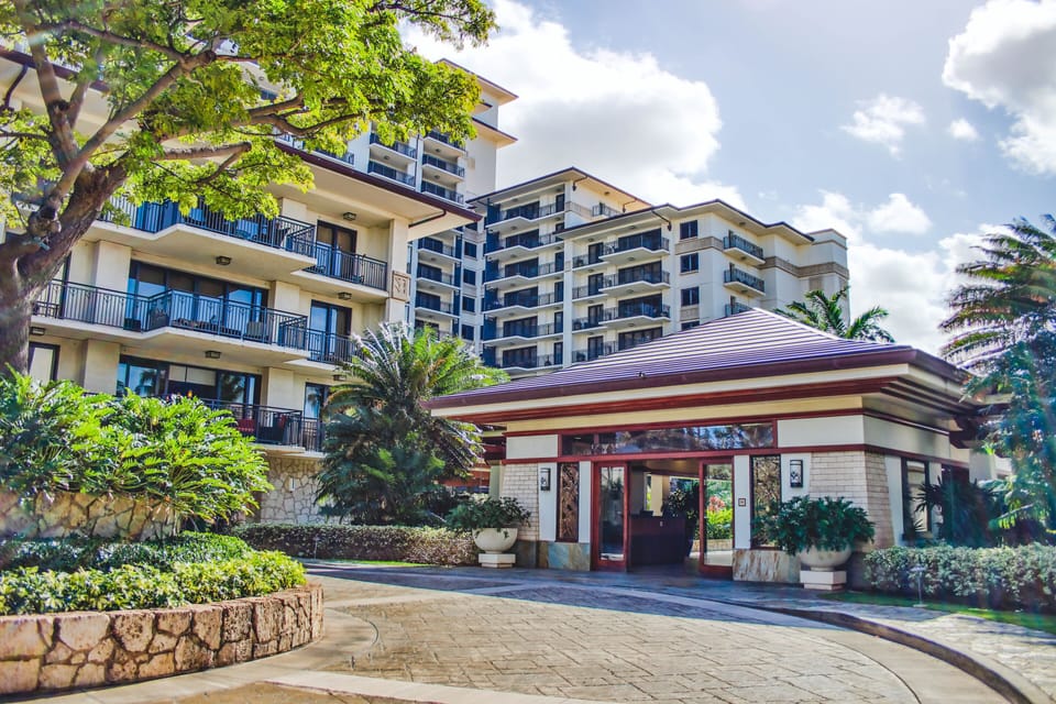 A welcoming entrance to the Beach Villas at Ko Olina.