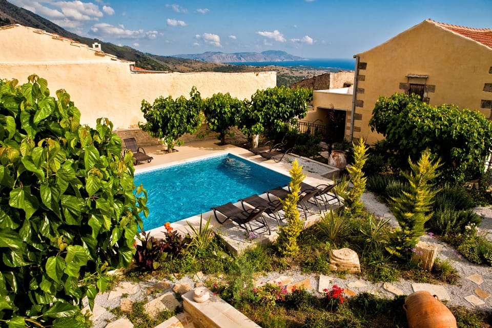 Pool & garden view