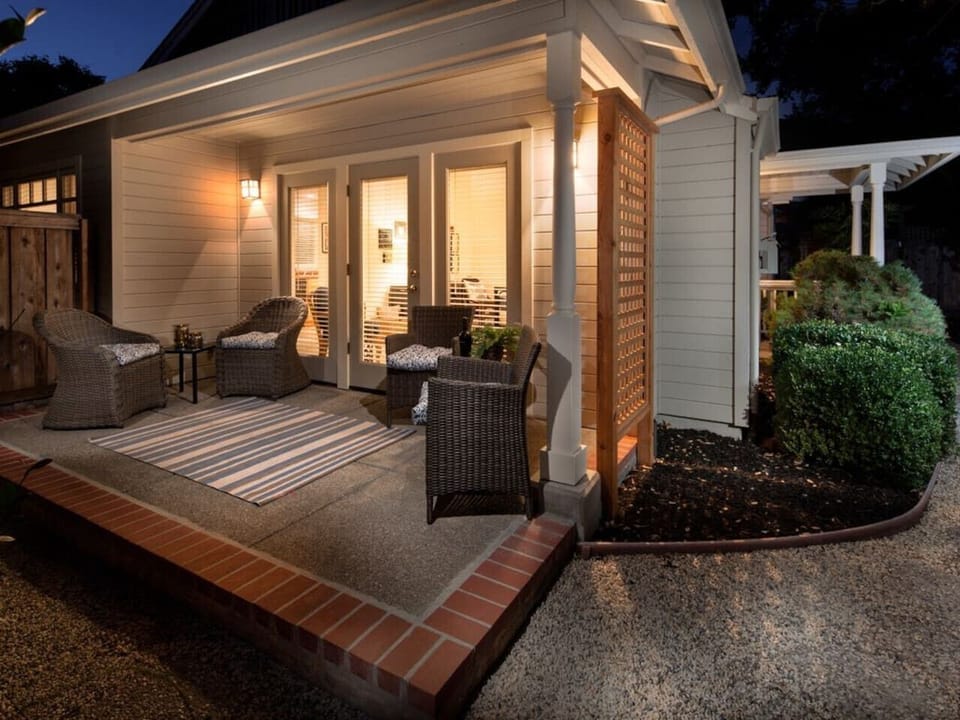 Private fenced garden and patio