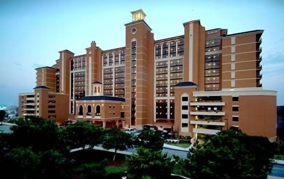Front of Island Vista